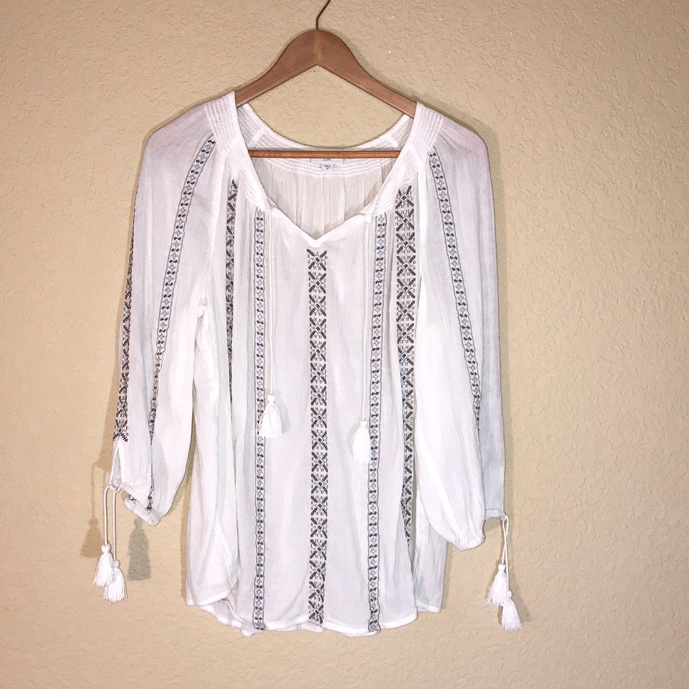 Like new J. Jill embroidered linen top size M